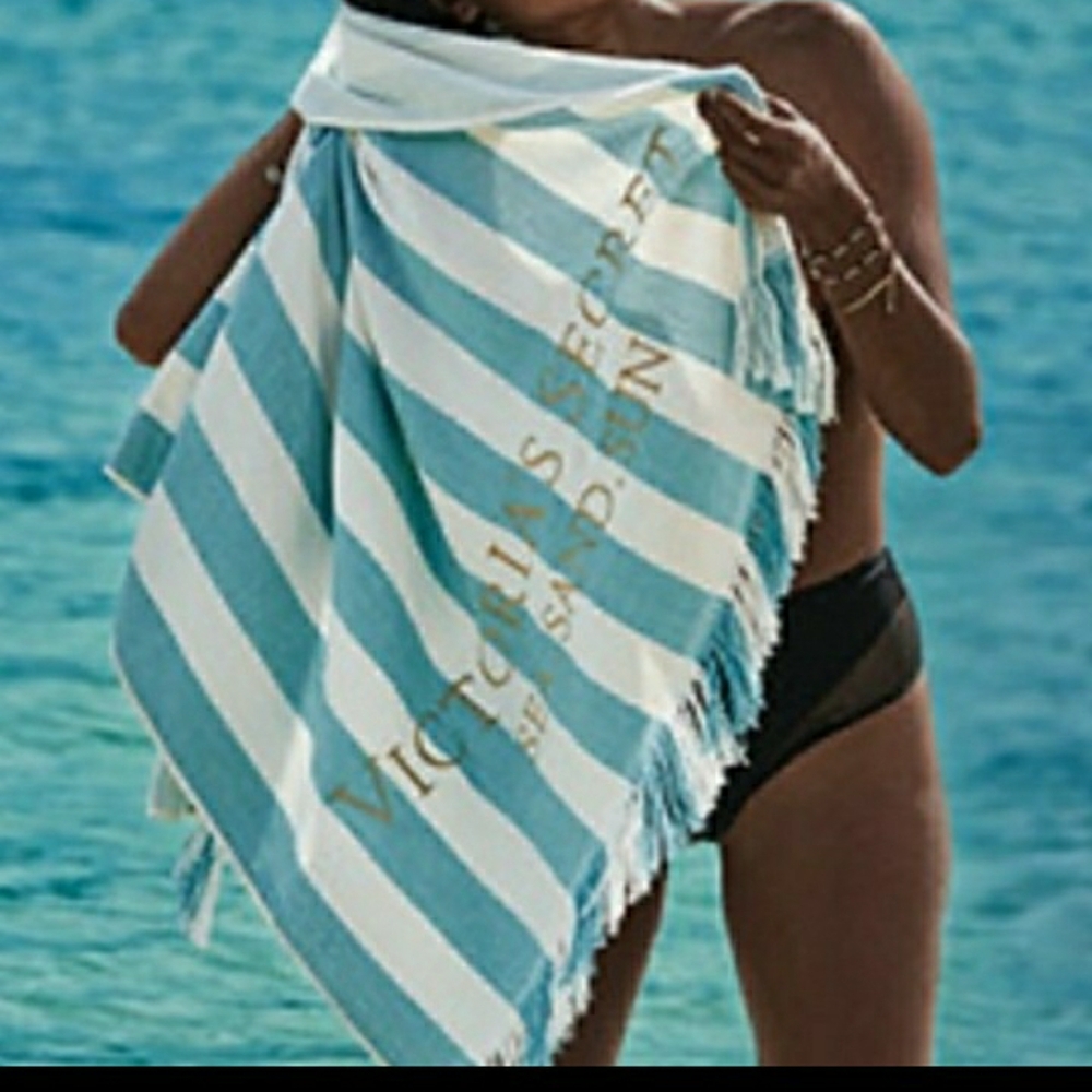 BEACH BLANKET